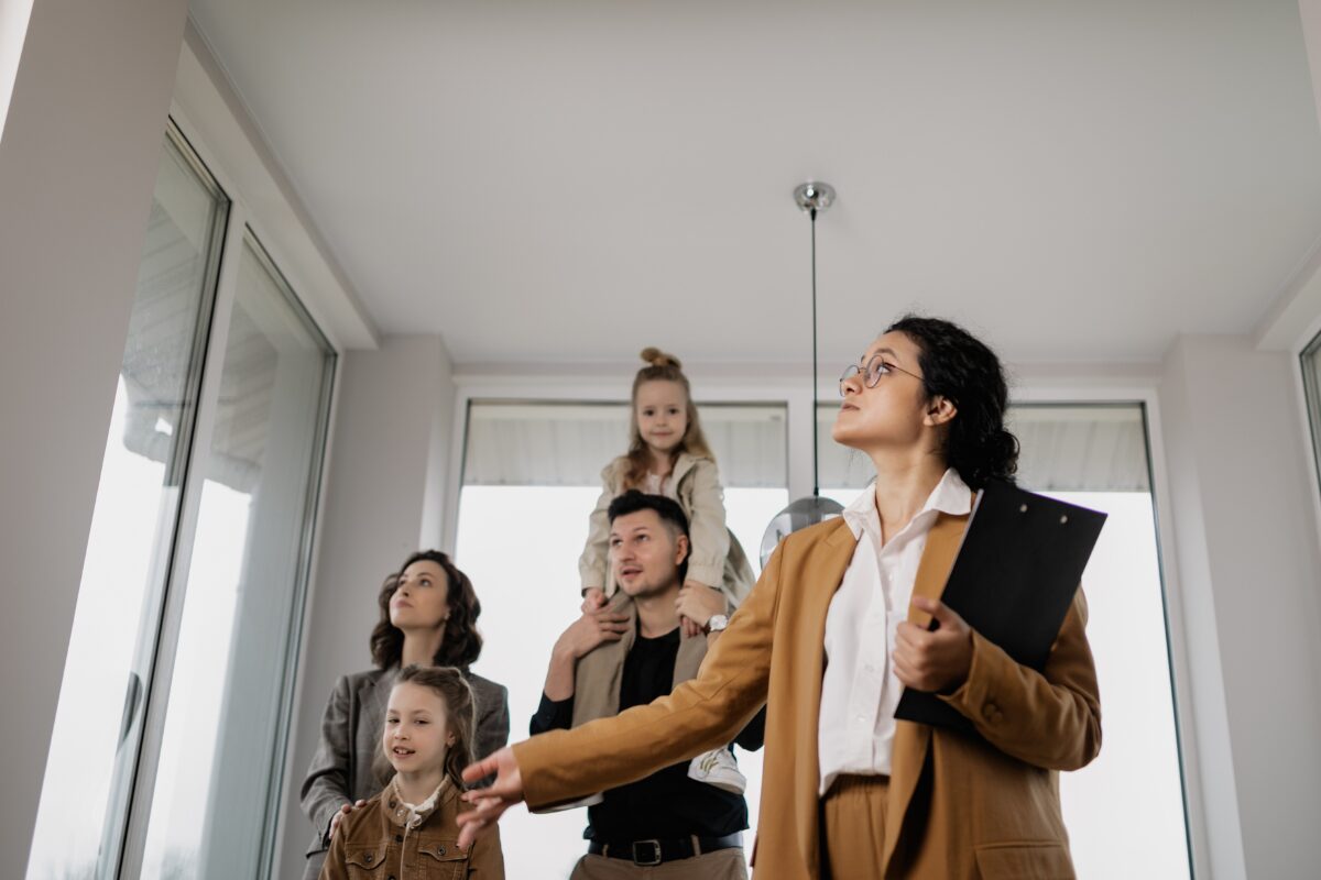 grupo inmobiliario y asesor inmobiliario diferencias