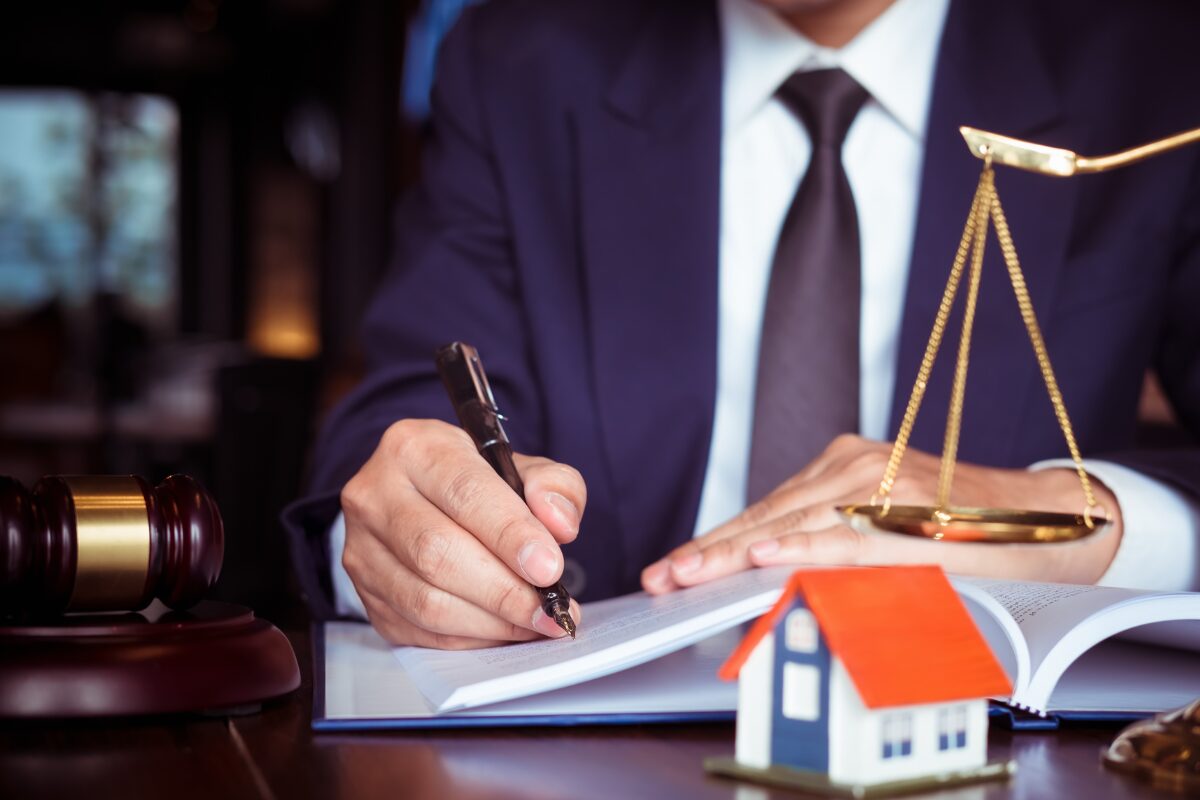 jurídico inmobiliario
