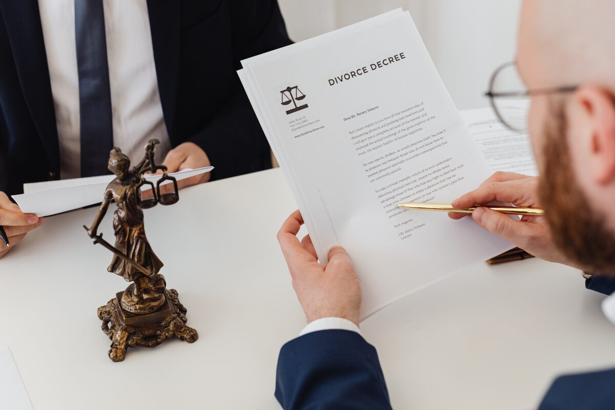 Bienes Mancomunados y Divorcio: ¿Qué Sucede con la Casa?